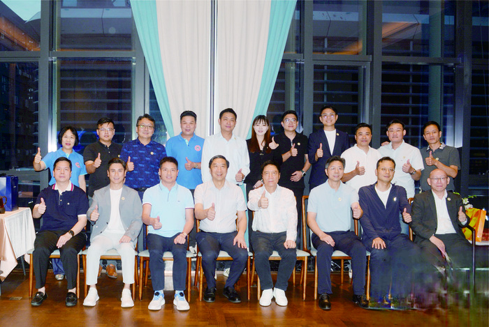 【商会动态】携手共进 深江两地交流新篇 —— 深圳市五邑商会与江门市世青发展中心举行交流座谈会